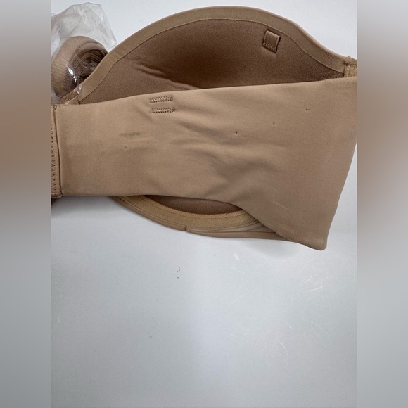 Calvin Klein Nude Strapless Bra 34C Light Defect - Picture 5 of 5